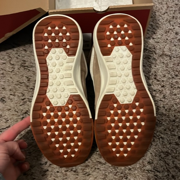 Vans high top shoes size 7.5 - Picture 3 of 3